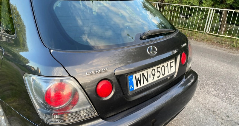 Lexus IS cena 10000 przebieg: 253034, rok produkcji 2004 z Warszawa małe 436